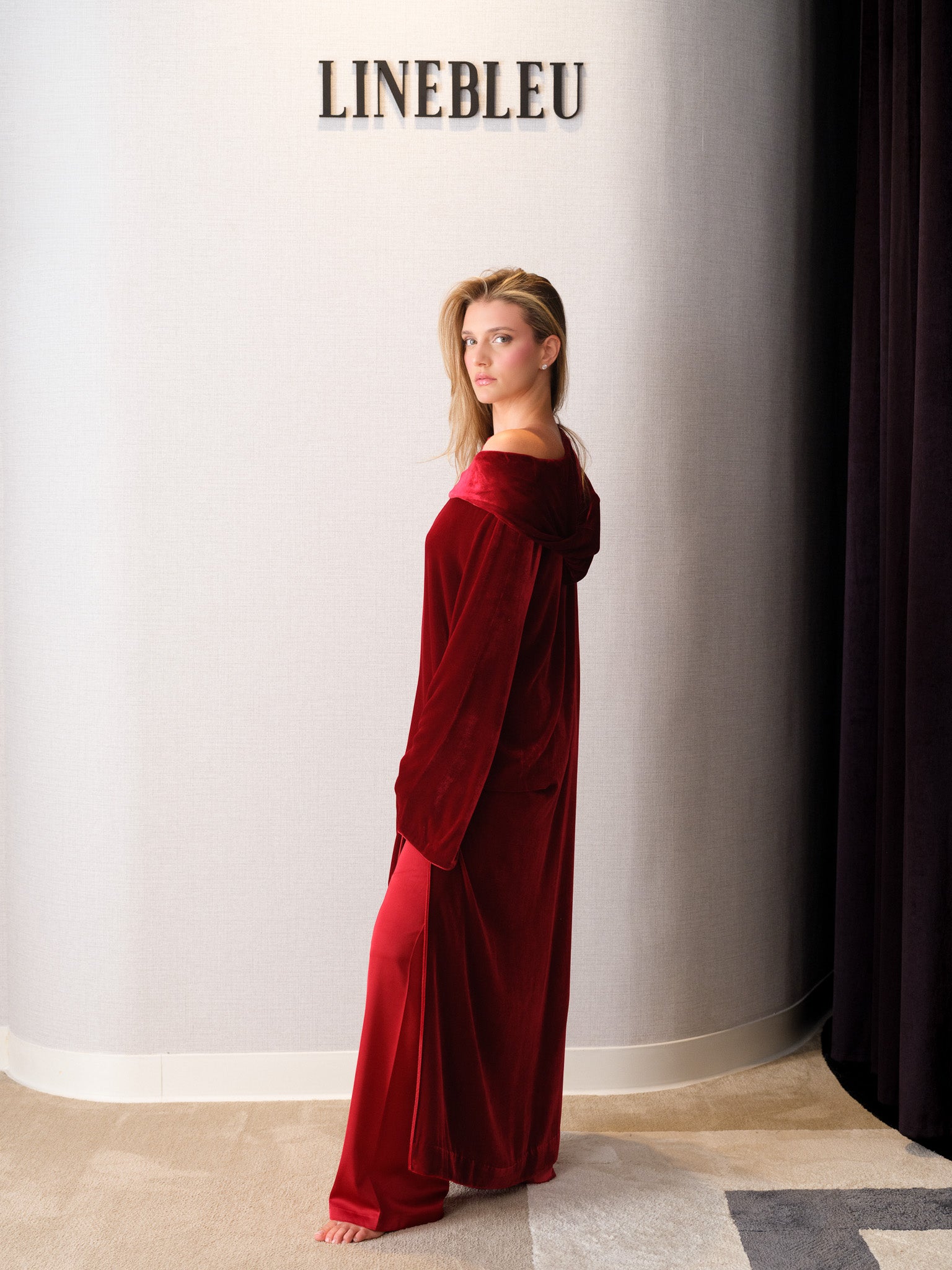 CAPELINE (Rouge) – LINEBLEU